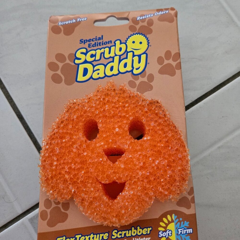 New Scrub Dadddy Dog Shaped Sponge